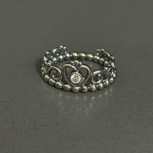 Pandora crown ring